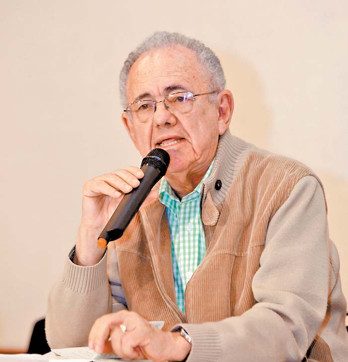 Los programas en marcha tendrán continuidad, aseguró.