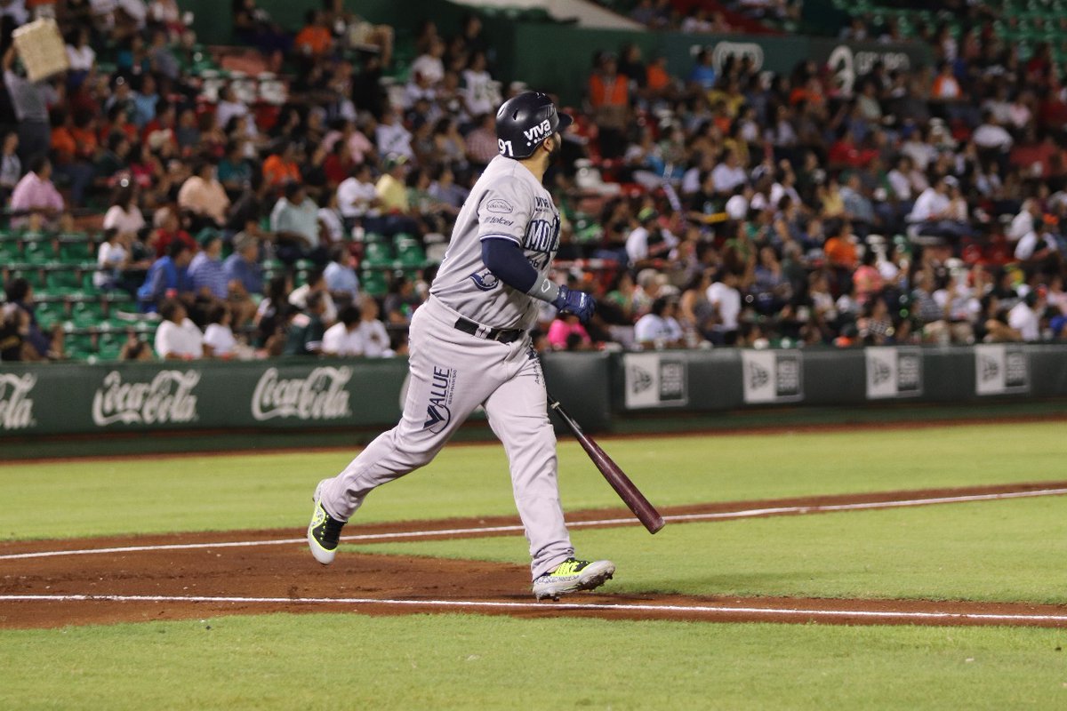 Sultanes inicia la serie vs Leones con ventaja (Twitter @SultanesOficial)