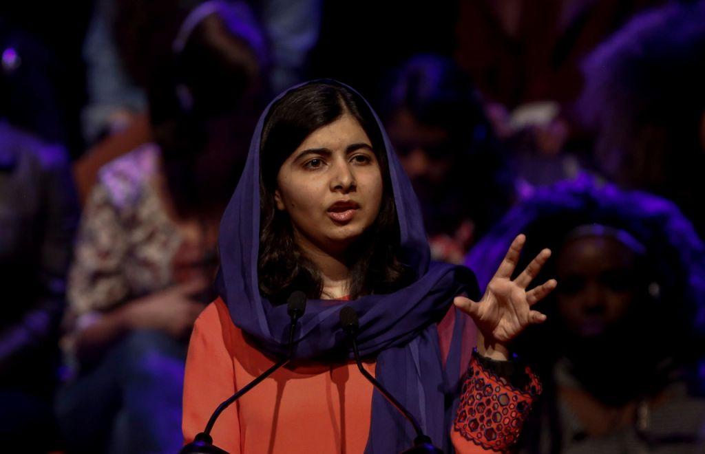 Yousafzai visita Río de Janeiro para lanzar la expansión en América Latina de su campaña de beneficencia en educación. AFP