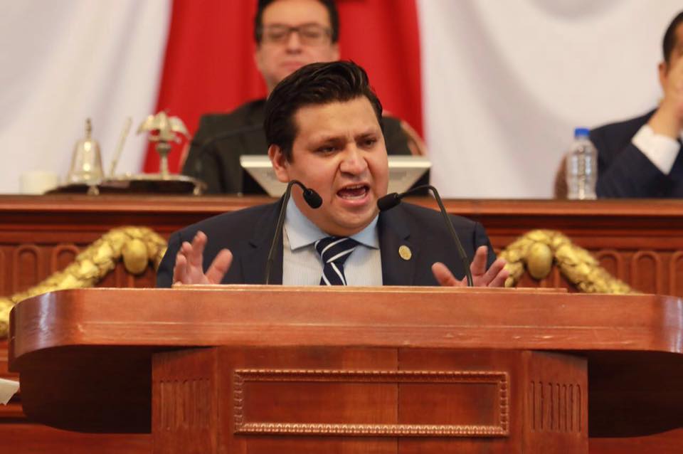 El diputado Ernesto Sánchez Rodríguez. (Twitter: @AsambleaDF)