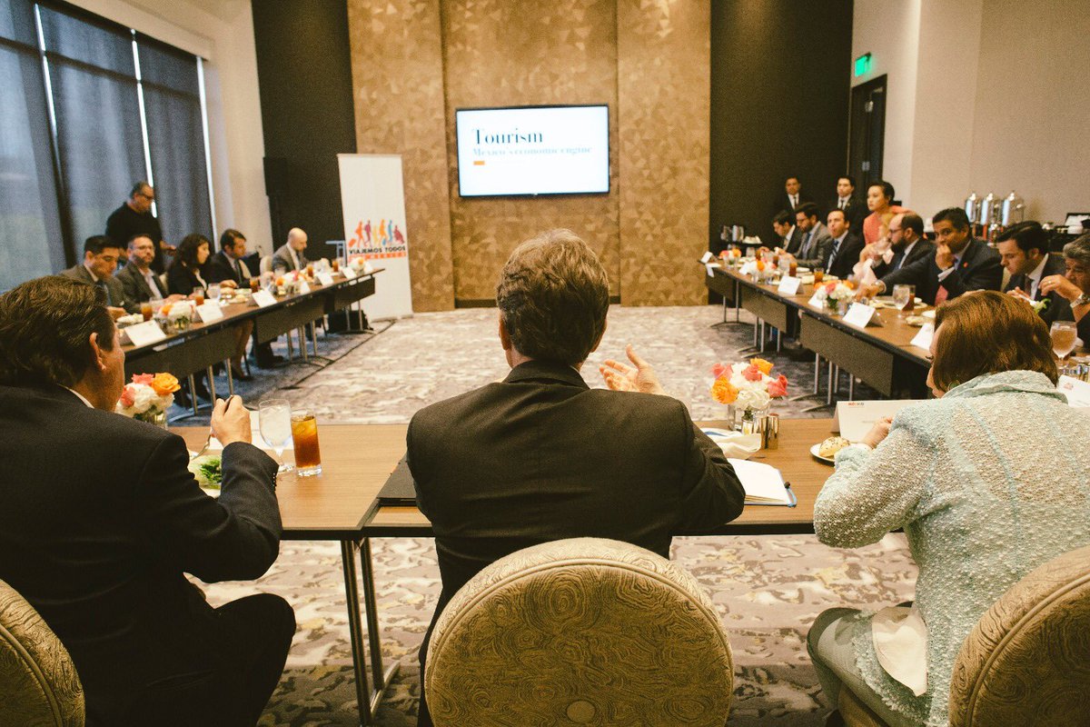 El secretario de Turismo, Enrique de la Madrid, se reunió con empresarios del mercado México-Americano. (@edelamadrid)