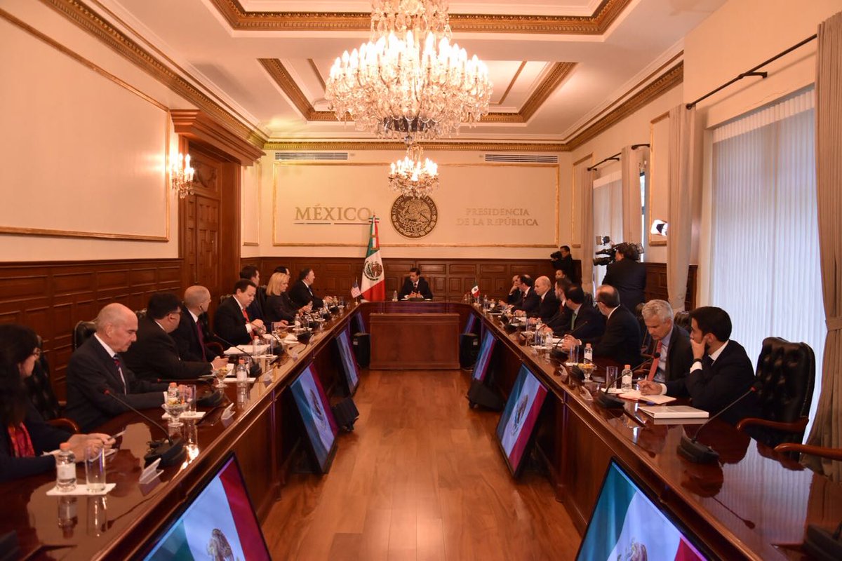 Peña Nieto se reunió con funcionarios de alto rango de Estados Unidos. (Especial)