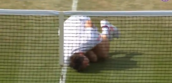 Tenista se une al Neymar Challenge en Wimbledon (@Wimbledon)