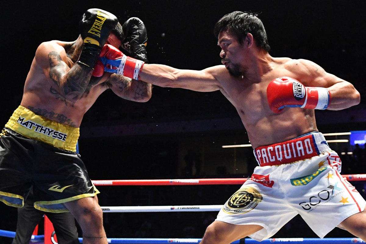 El argentino Lucas Matthysse cedió el campeonato a un Manny Pacquiao que lució con velocidad, destreza e inteligencia, como en el pasado (AFP)