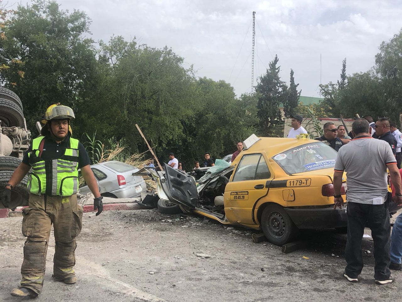 Choque entre camión y taxi deja 3 lesionados en Saltillo- Grupo Milenio