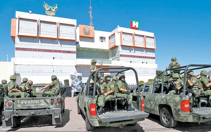 Al inicio del sexenio de Felipe Calderón había 37 mil 253 militares en labores contra la violencia. (Foto: Jorge Sánchez)