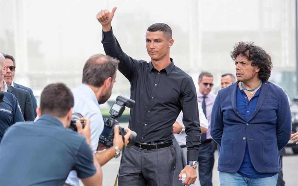 Cristiano llegando a Turín. (Reuters)