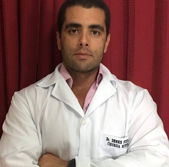 El "Doctor Bumbum", de 45 años, se esfumó y está siendo buscado por homicidio calificado y asociación criminal. Instagram @drdenisfurtado