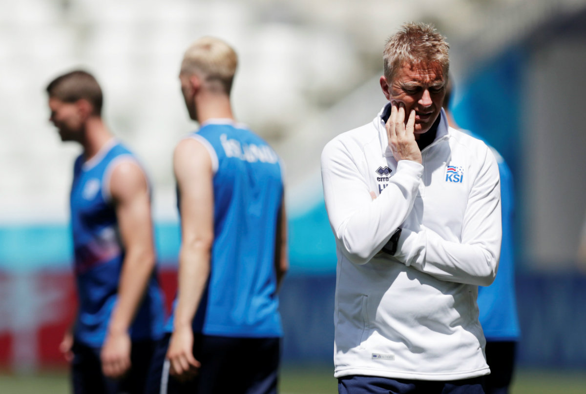 Heimir Hallgrímsson deja de ser el técnico de la selección de Islandia (Reuters)
