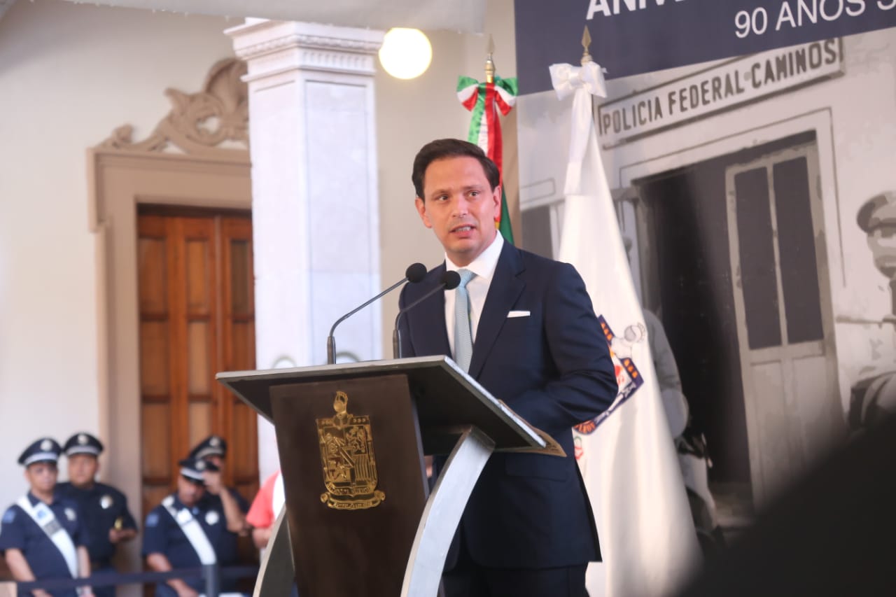 Despues de un homenaje por el 90 aniversario de la Policía Federal, Bernardo González habló de los hechos. (Foto: Raúl Palacios)