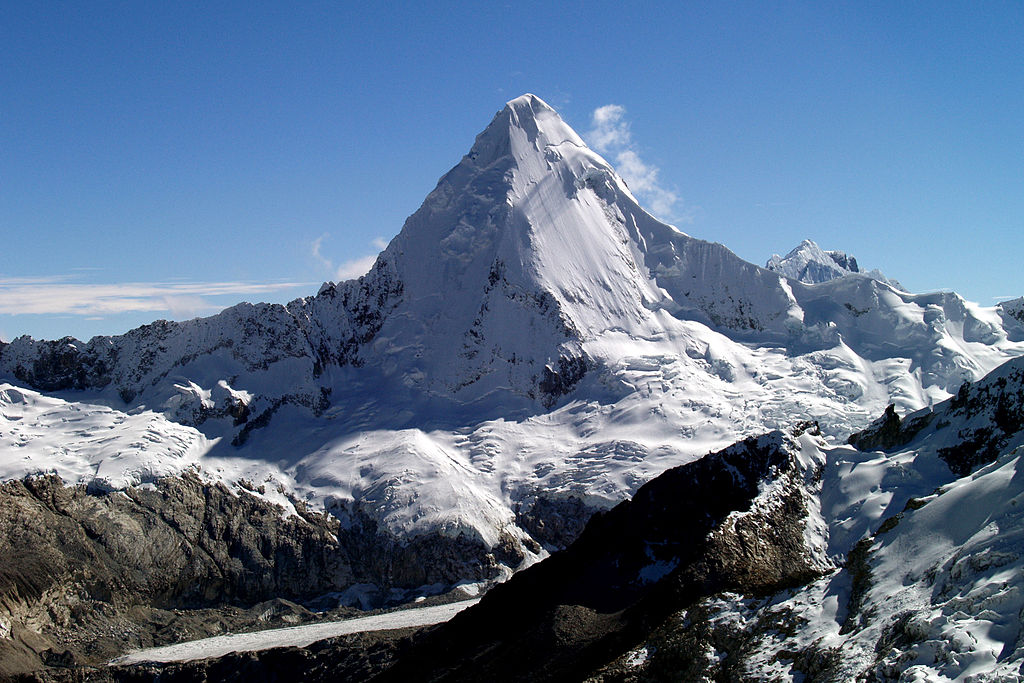 El accidente ocurrió en el nevado de Artesonraju, en Perú. (Especial)