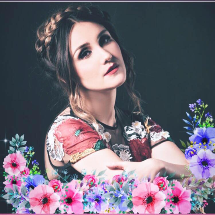 Dulce María lanzará el 17 de agosto el sencillo de "Origen". (Foto: Facebook)