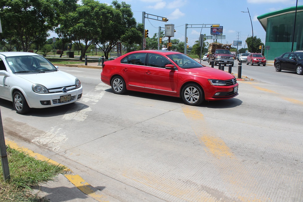 El 70 por ciento de los automóviles en Guanajuato no cuenta con nada que lo proteja contra accidentes. (Foto Dany Béjar)