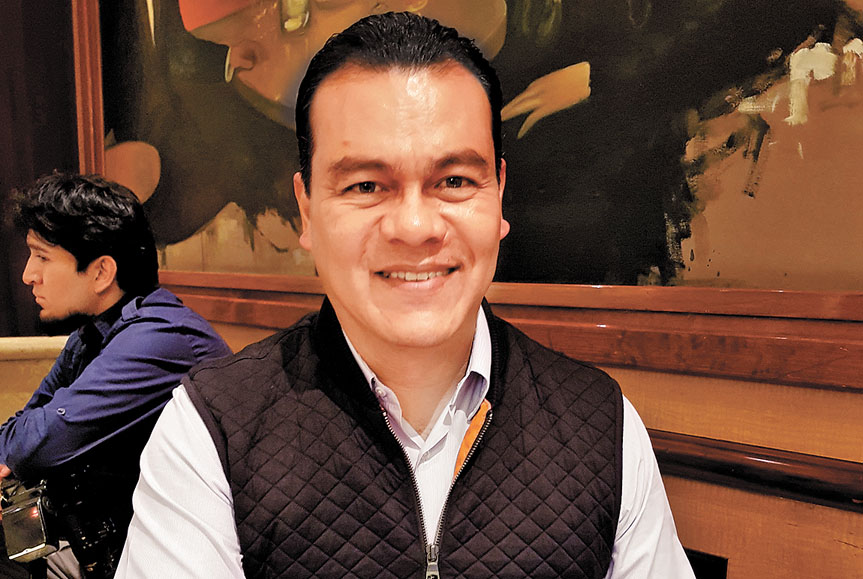 Reconoce que en el PRD no es momento de cortar cabezas, sino de posicionar al partido como una opción. (Angélica Mercado)