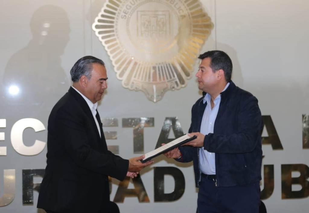 Amieva nombró a Raymundo Collins titular de la SSP. (Javier Ríos)