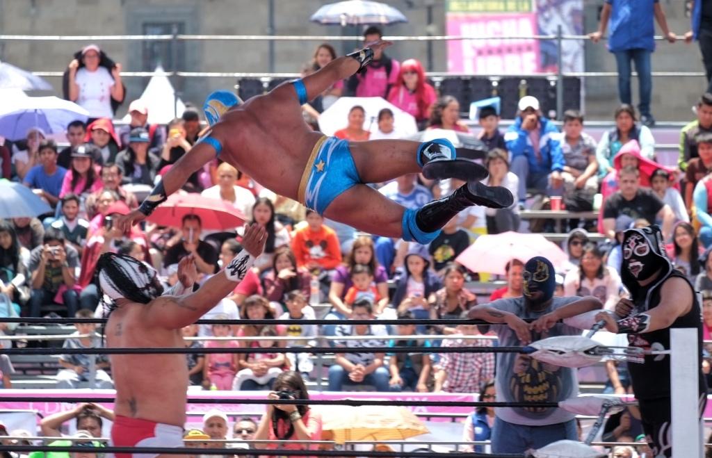 Luchadores celebran que lucha libre es patrimonio cultural de la CdMx