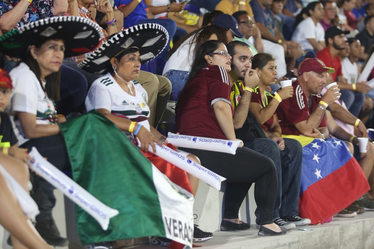 Aficionados en los Juegos Centroamericanos (Twitter @Bquilla2018)
