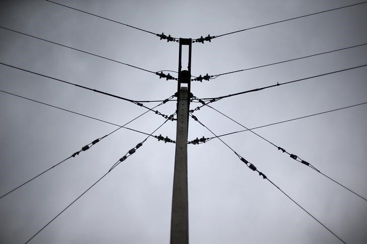 Poste de energía eléctrica. (Reuters)