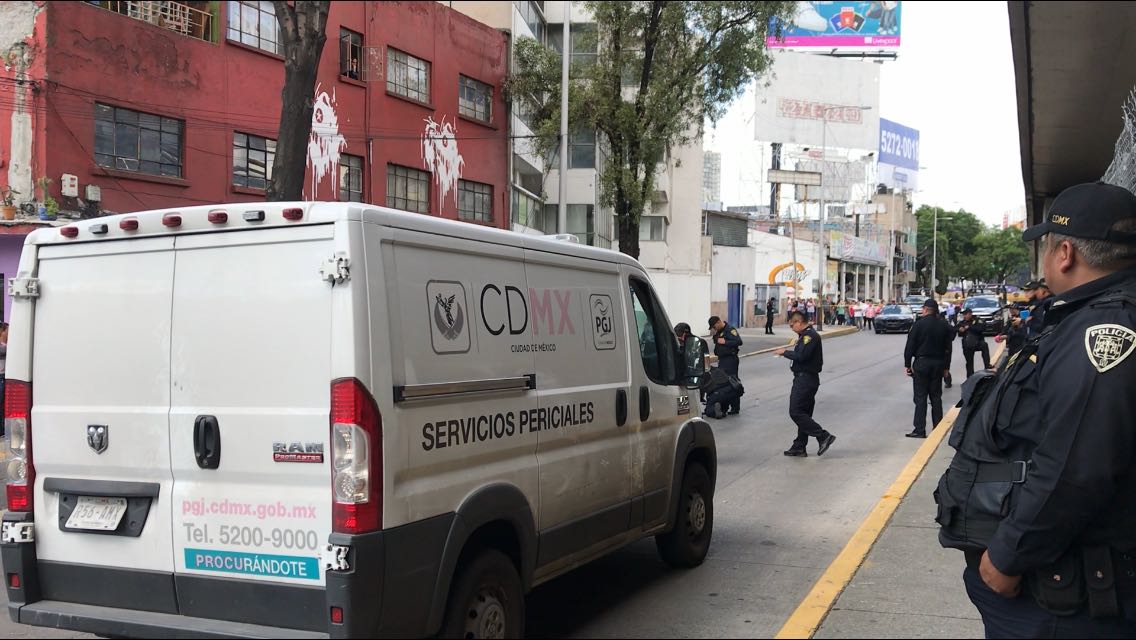Balacera en la lateral de Circuito Interior. (Jorge Becerril)
