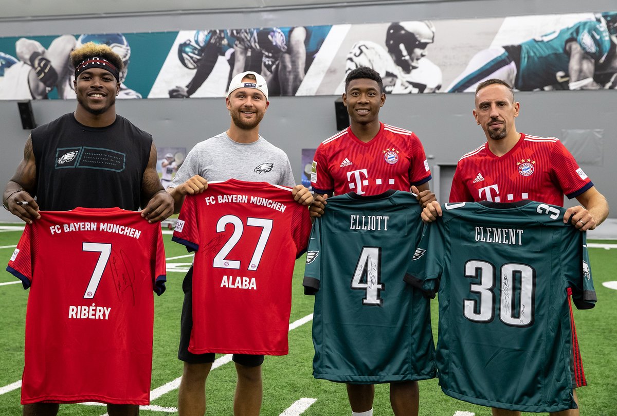 Corey Clement, Jake Elliott, David Alaba y Franck Ribéry (Twitter @Eagles)