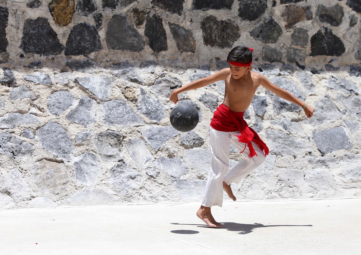 Escuela Xochikallienseña el Juego de pelota mesoamericano (Santiago Chaparro)