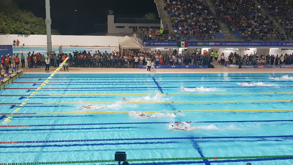 Relevo 4x100 femenil mexicano (@ACC_Castillo )