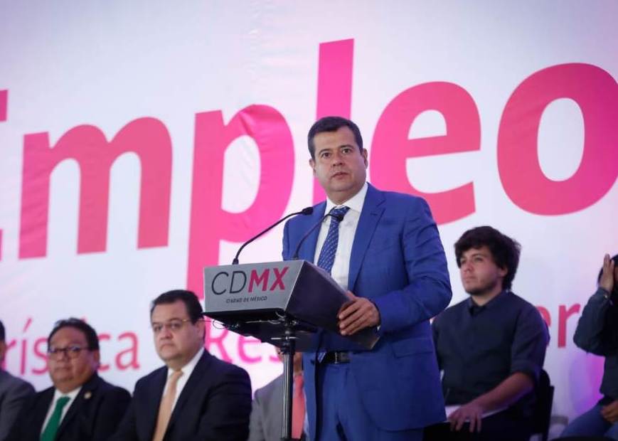 Amieva indicó que solicitará a Pemex información sobre los ductos de combustible en la capital. (Araceli López)