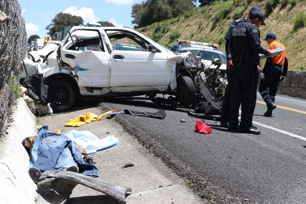 La Cruz Roja atiende entre 50 a 60 servicios, la mayor parte relacionados con emergencias vehiculares. (Agencia Enfoque)