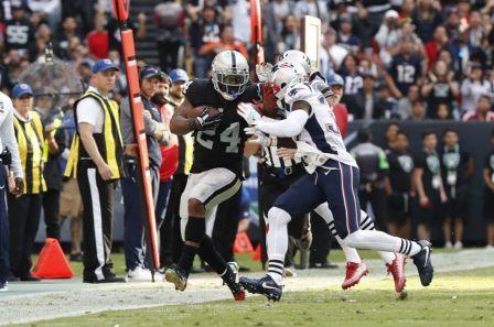 Partido entre los Oakland Raiders vs New England Patriots. (EFE)