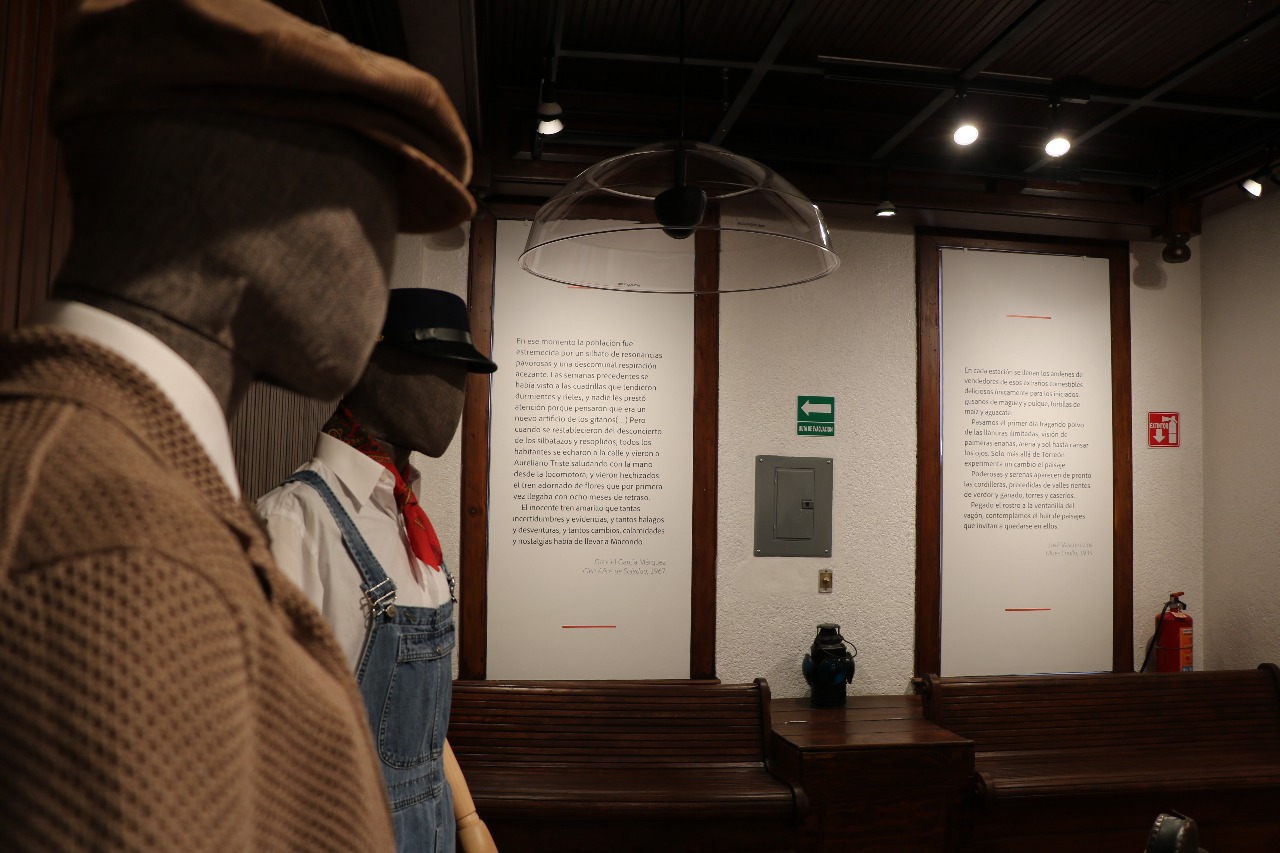 En la sala de Exposiciones Temporales se presenta 167 Km. Las estaciones de Nuevo León en la Vía Golfo. (Gustavo Mendoza Lemus).