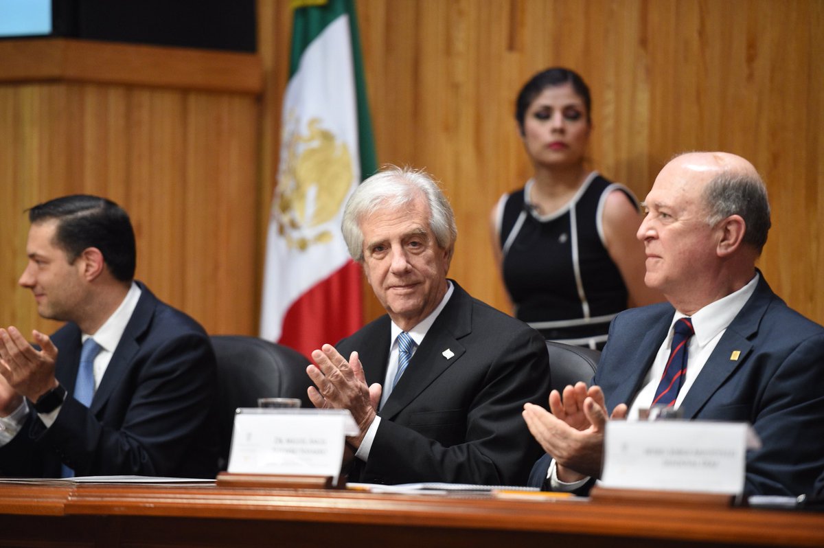 Tabaré Vázquez fue el primer presidente de izquierda en Uruguay, cargo que ostentó de 2005 a 2009 (Tomada de Twitter @udg_oficial)