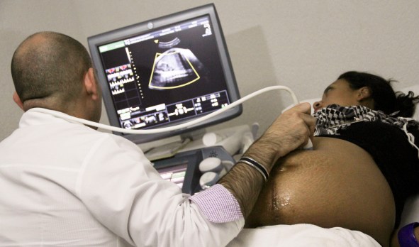 El titular de Salud dijo que esperará a que concluya la investigación sobre el caso Ticomán. (Archivo Cuartoscuro)