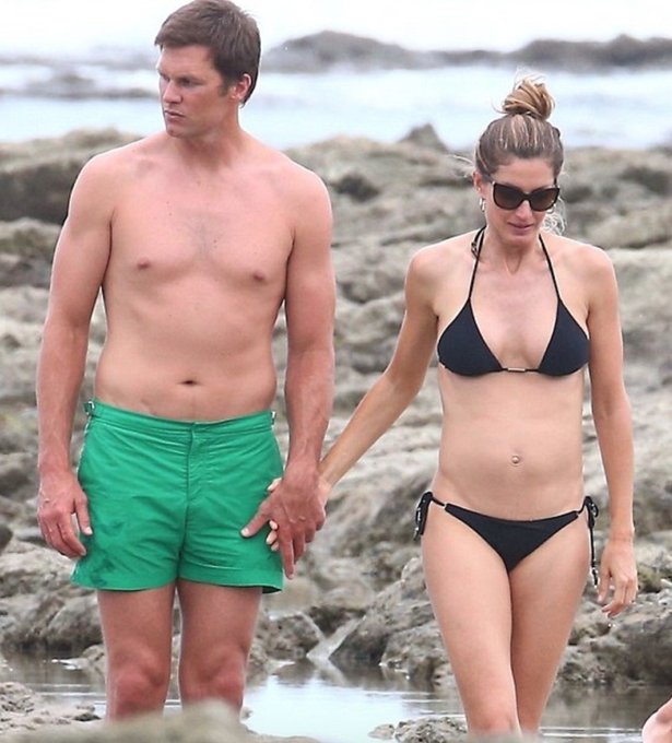 Critican a Tom Brady por ‘kilitos de más’ (Twitter)