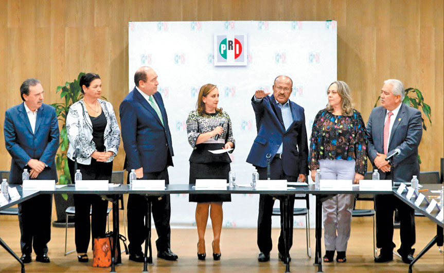 Reunión encabezada por la lideresa del partido, Claudia Ruiz Massieu. (Especial)