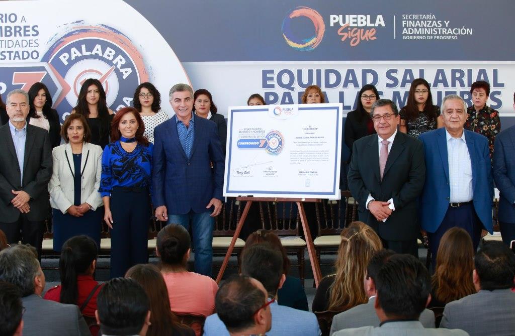 El gobernador, Antonio Gali, cumplió con equidad salarial para mujeres que son servidoras públicas (Especial)