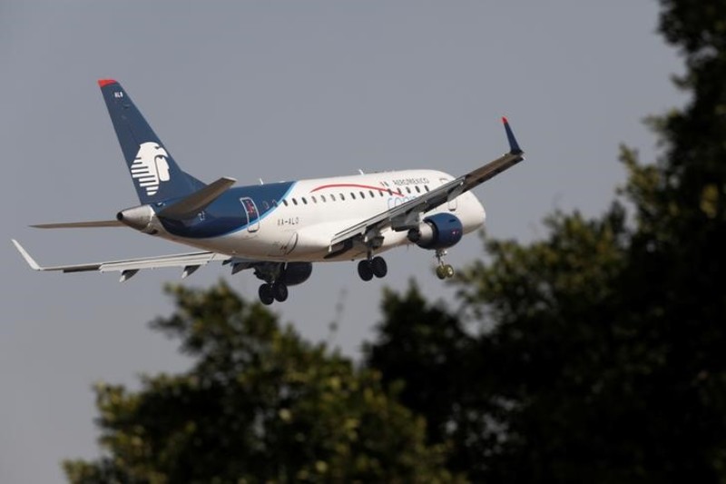 El avión de la compañía Aeromexico se accidentó minutos después del despegue.