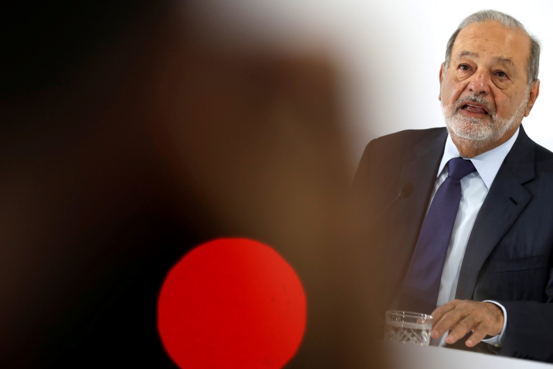 Carlos Slim en una conferencia de la constructora española FCC (Foto: Reuters)