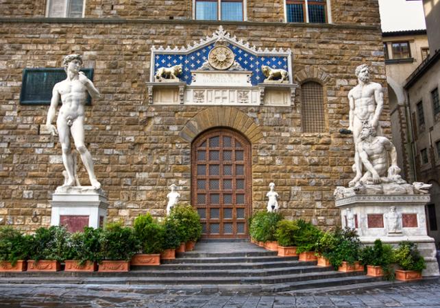 La célebre Galería de Uffizi en Florencia (Especial)