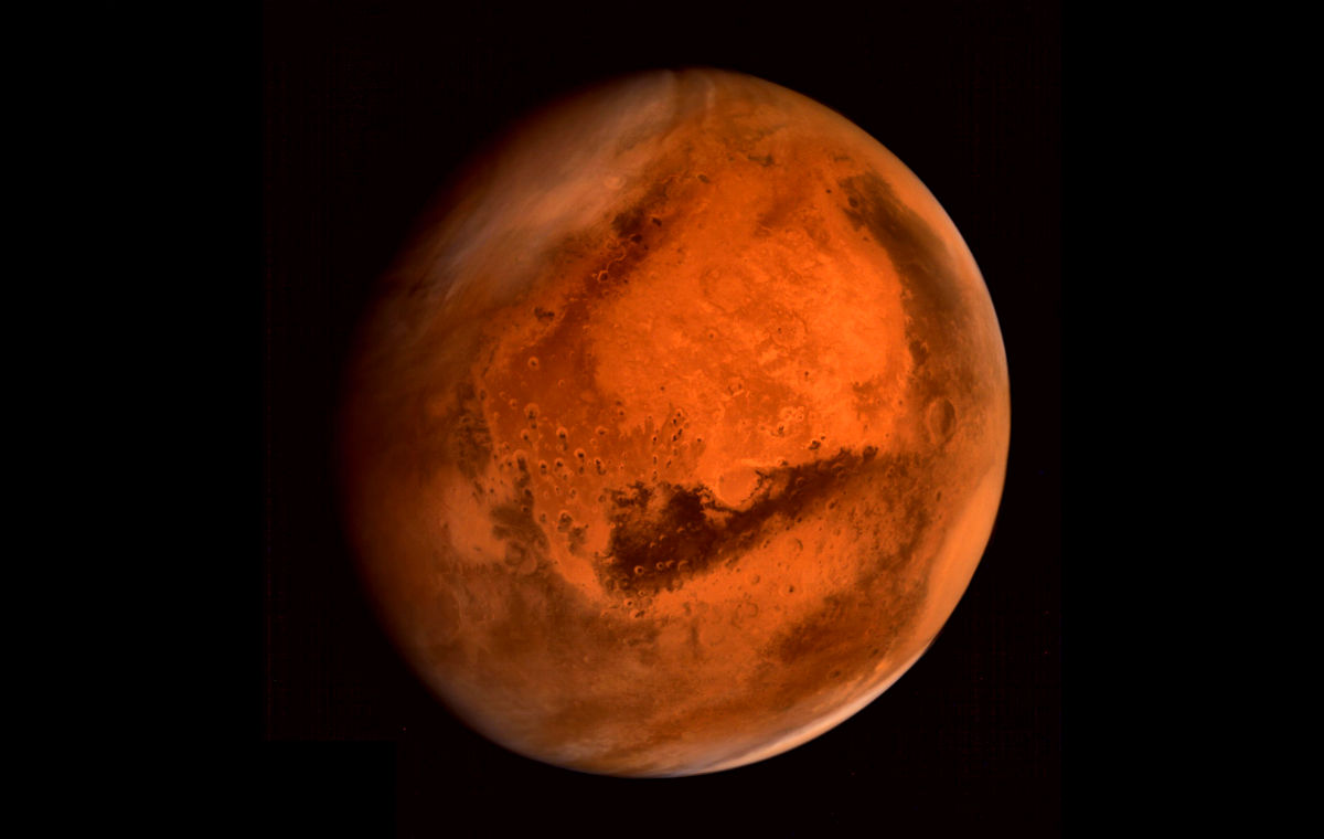 Marte es visible como un punto rojizo y brillante en el cielo nocturno. (AFP / ISRO)