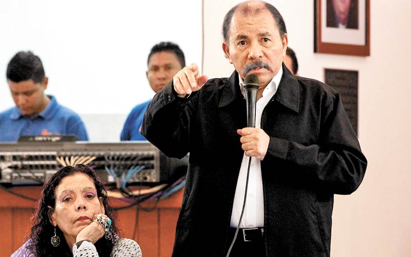 La pareja oficial se ha mostrado insensible ante la ola de asesinatos y alega un “complot exterior”. (Foto: Oswaldo Rivas/Reuters)