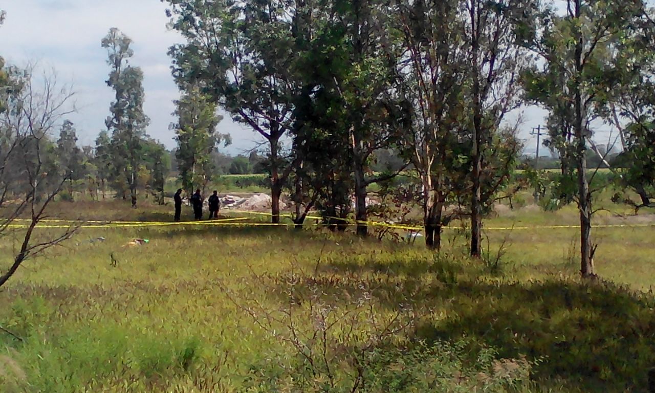 Los cuerpos de tres hombres fueron localizados en la comunidad La Estancia. (Estrella Álvarez)