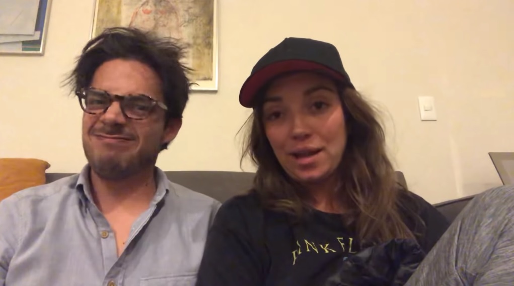 Regina Blandón y Roberto Flores publicaron un video en el que criticaron a la revista 'TvNotas', que usó la palabra "bisexual" como ofensa (Especial).
