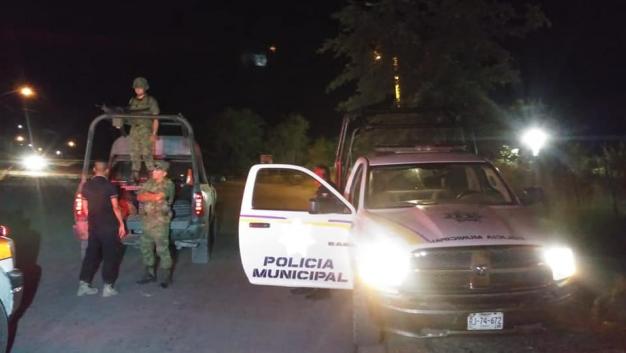 Trascendió que los occisos habrían sido asesinados con armas de fuego.