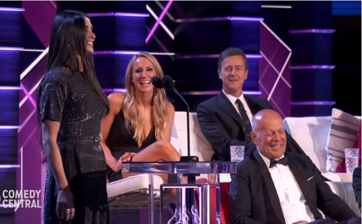Demi Moore se presentó en el programa 'Roast' de Comedy Central. (Especial)