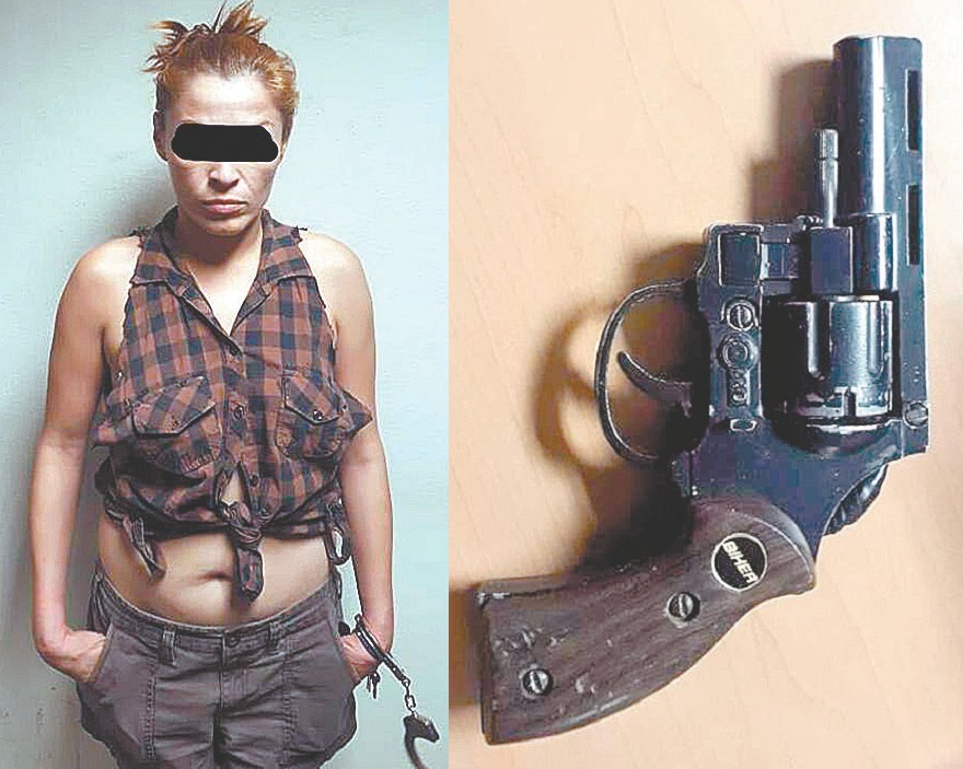 María del Socorro M., de 34 años de edad, portaba una pistola. (Foto: Especial)