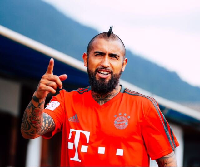 Arturo Vidal (Twitter @kingarturo23)