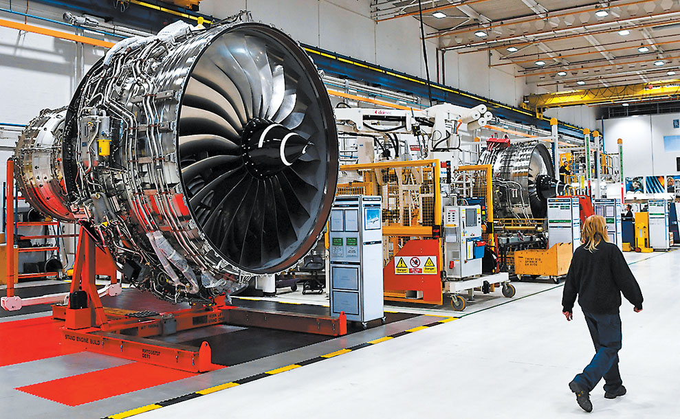 Los ingresos semestrales subieron 12% para llegar a 7 mil 500 mdl. (Paul Ellis/Reuters)