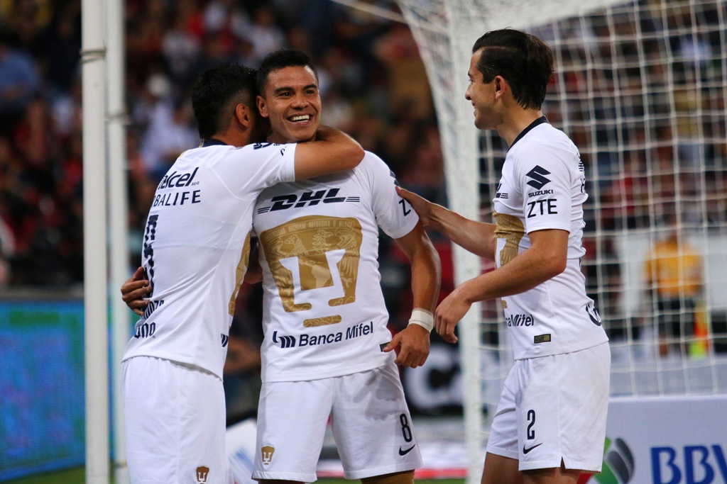 Pablo Barrera en festejo de gol (Imago7)