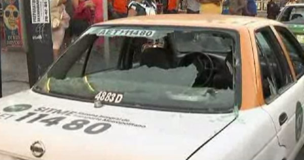 Son cuatro unidades las que resultaron dañadas por un grupo de taxistas independientes. (Foto: Especial)