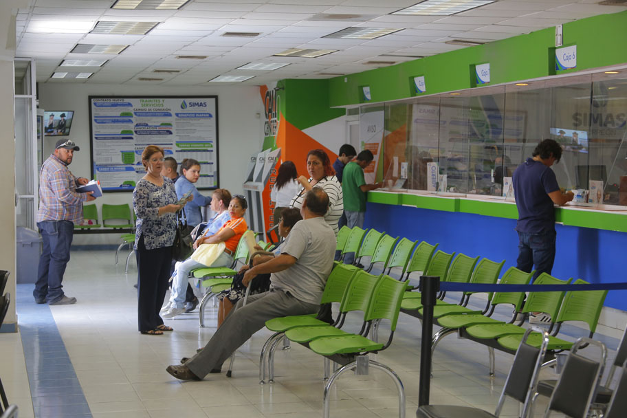 El 48% de los usuarios no están al corriente en el pago del servicio. (Manuel Guadarrama)